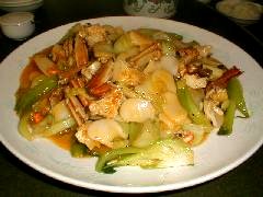 上海蟹とチンゲンサイとトックの炒め物