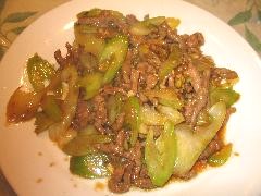芹菜牛肉絲
