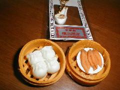 キーホルダーとマグネット